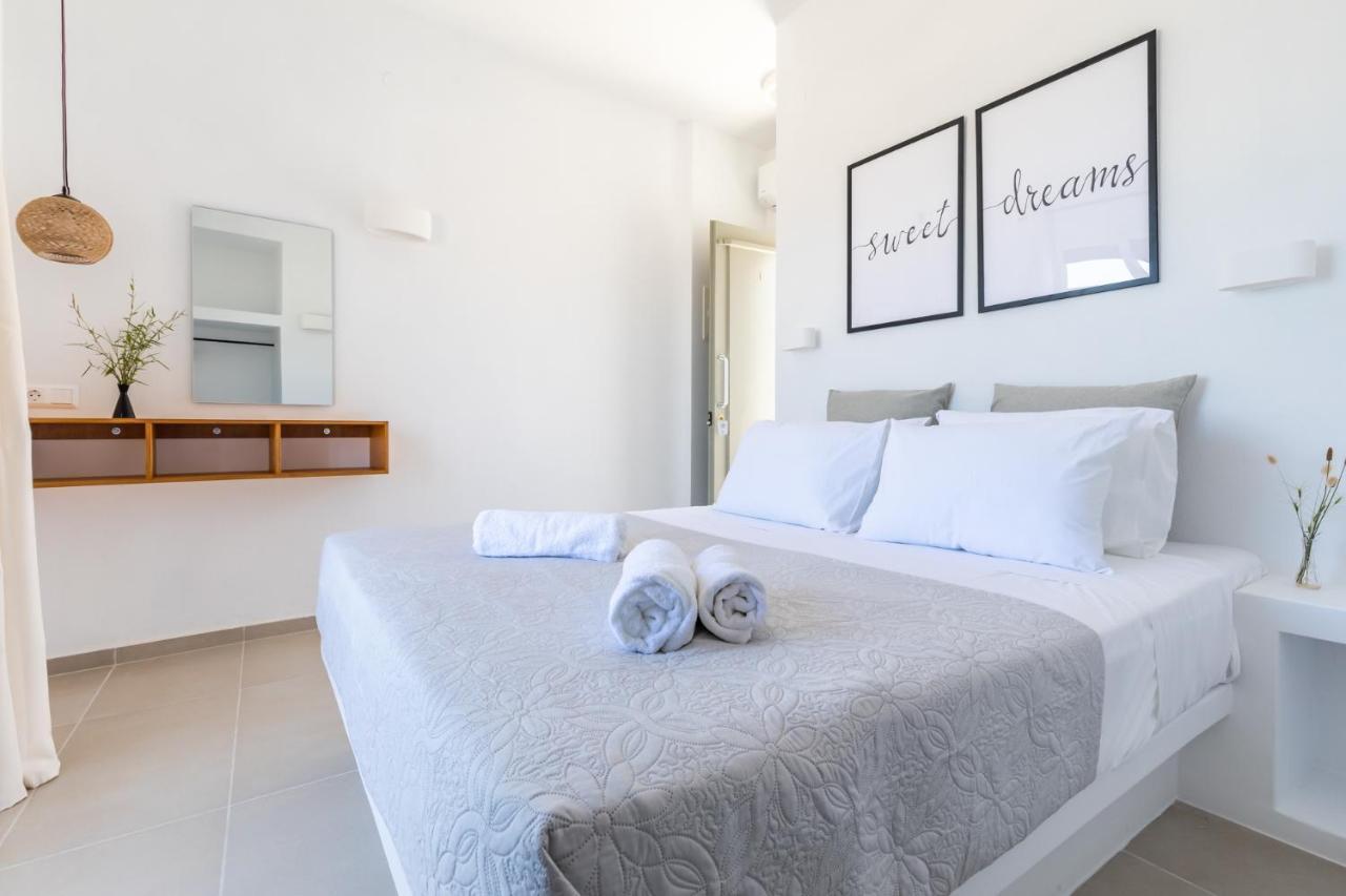 Uncle John'S Guesthouse Skopelos Town Ngoại thất bức ảnh