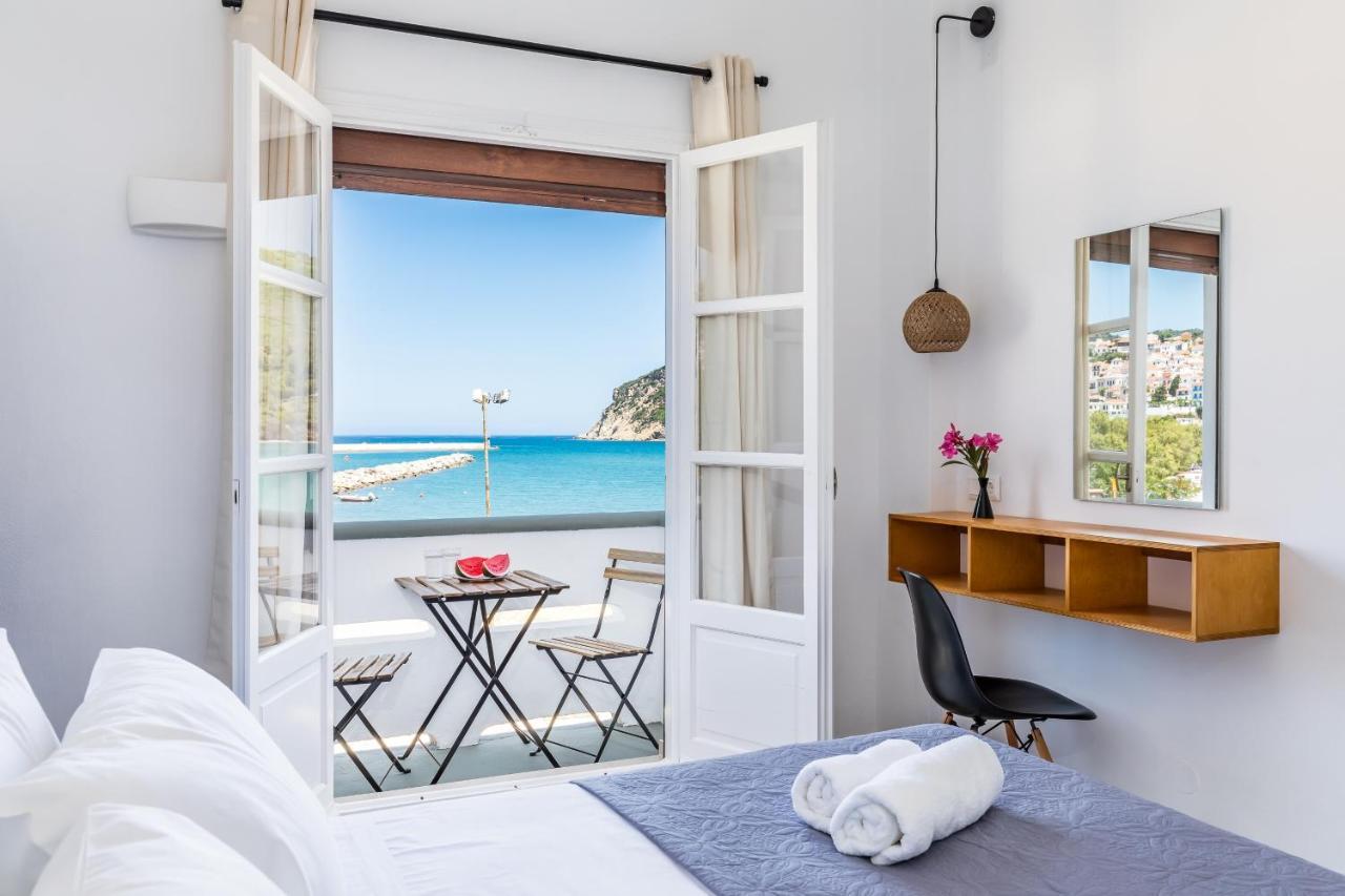 Uncle John'S Guesthouse Skopelos Town Ngoại thất bức ảnh